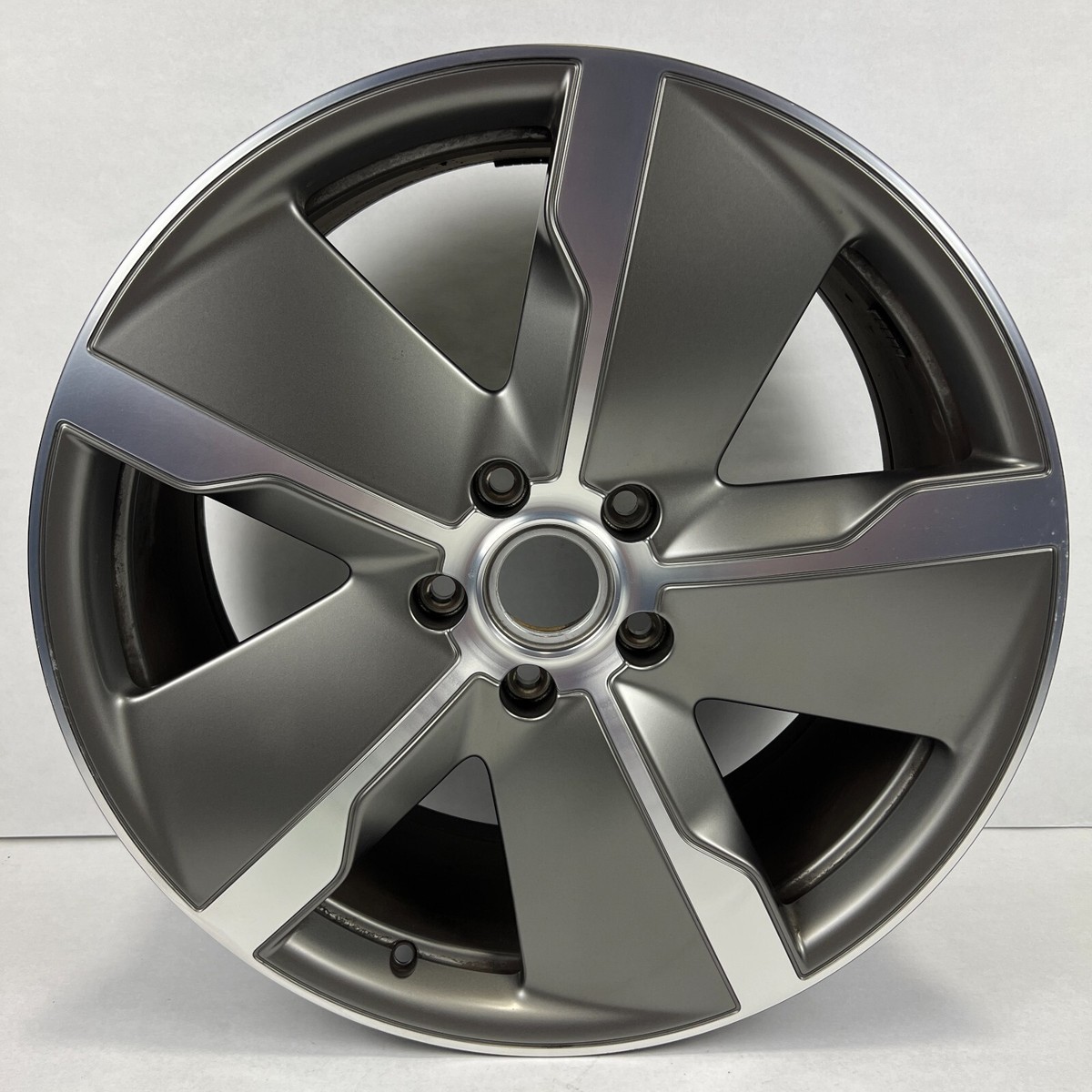 2020 - 2023 Porsche Taycan Front Exclusive Design 21