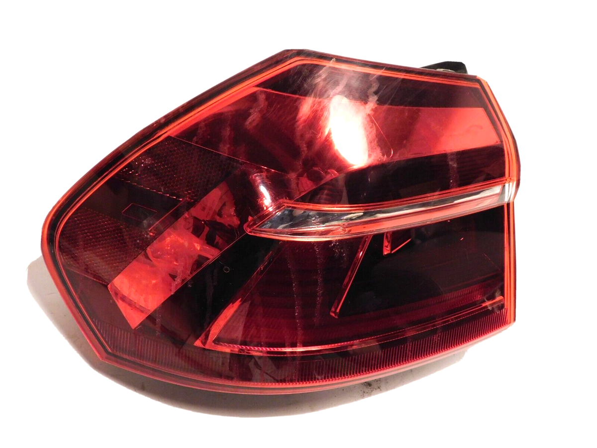 2016-2018 Volkswagen PASSAT Driver LED Corner Taillight Light VW