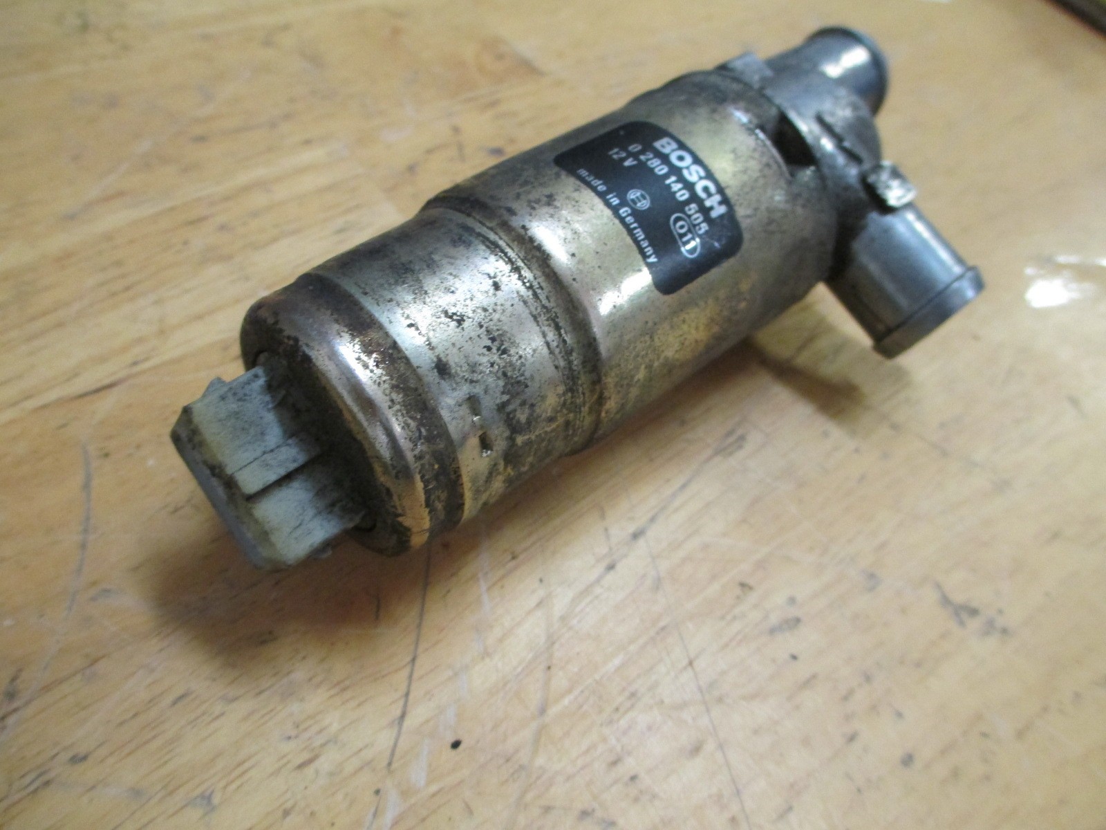 Ferrari 512,348,550 Idle Adjustment Regulator # 142432