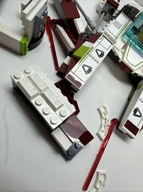 LEGO Star Wars: Republic Fighter Tank (75182) incomplete