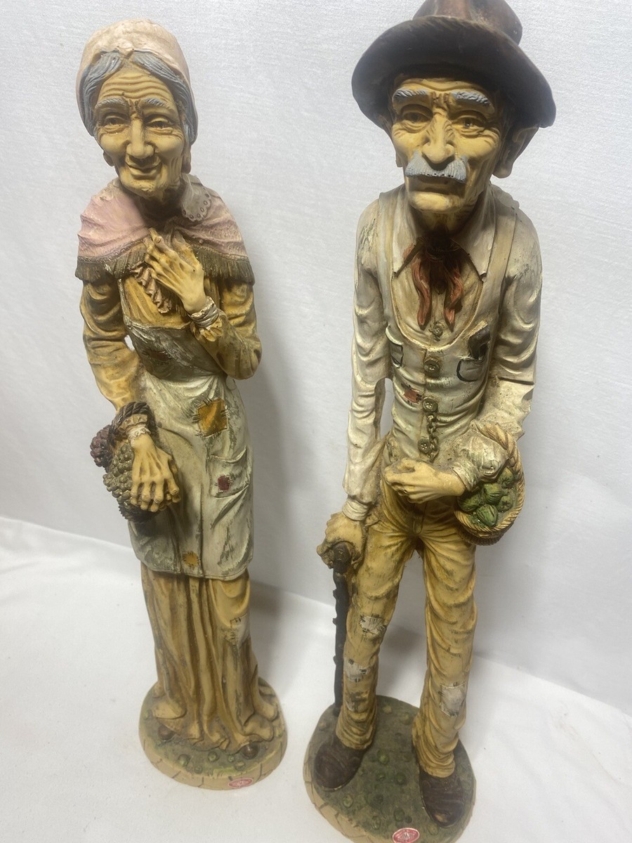 二十世紀 FOR THE PEOPLE TONISEN VINTAGE ITALIAN STATUES BY ARTIST L. TONI 1950'S FOLK ART