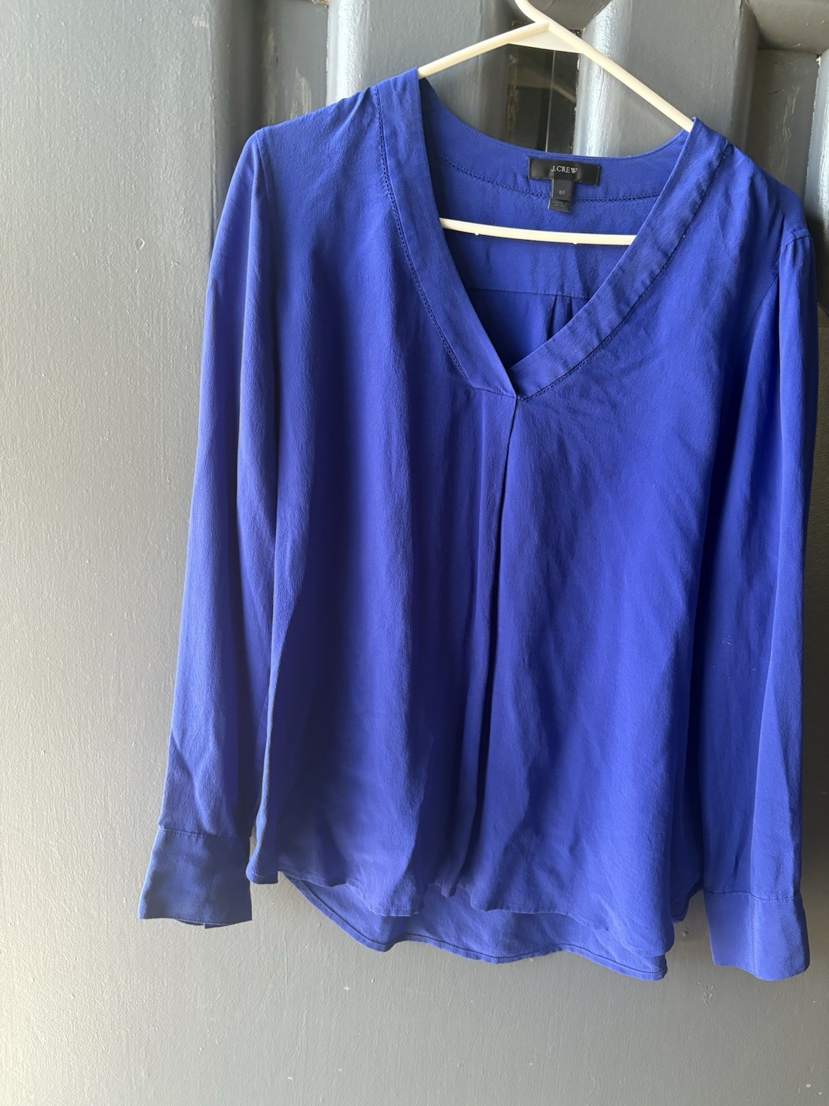 J Crew 100% Silk Blouse Size 8P in Classic Fit