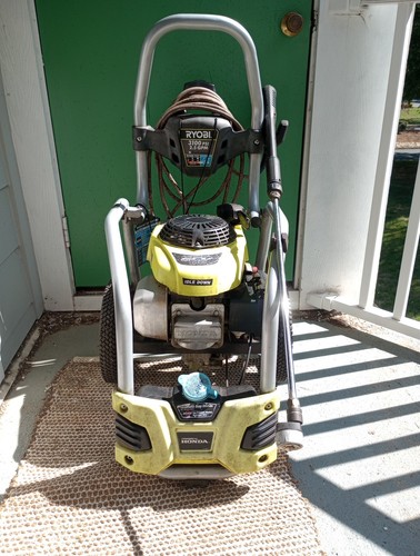 RYOBI3100 PSI 2.5 GPM Cold Water Gas Pressure Washer with Honda GCV190 Engine