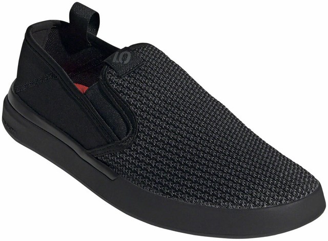 five ten sleuth slip on