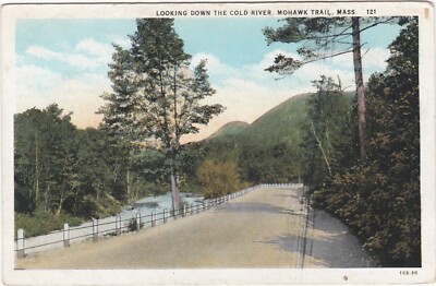 G468 LOOKING DOWN THE COLD RIVER, MOHAWK TRAIL, MASSACHUSSETS - N°121