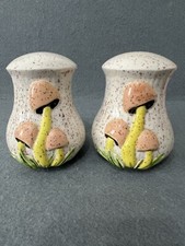Vintage Mo Mushroom Salt And Pepper Shakers Pots Large Pottery Ceramic 1996