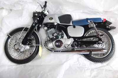 Ebbro 1:10 great Honda cb92 black | blue 1959 10024 vintage bike model 1/10