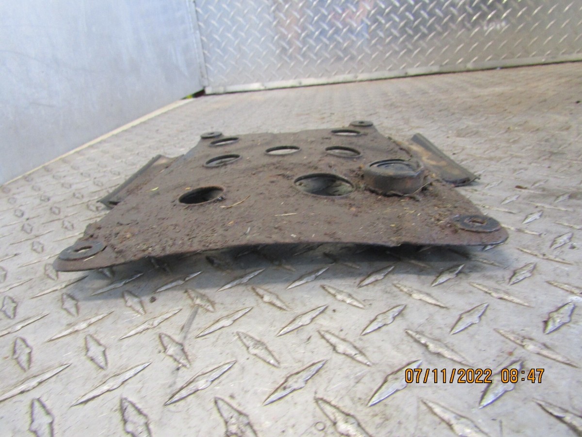 Kawasaki Bayou 220 KLF220 Engine Differential Skid Plate 754