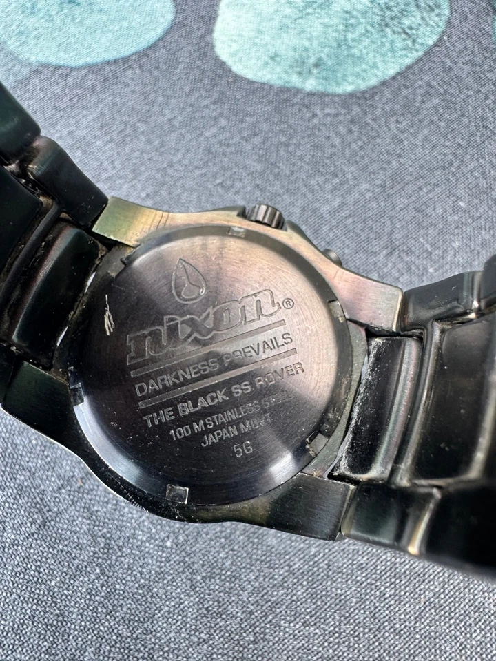 MENS NIXON THE BLACK SS ROVER DARKNESS PREVAILS JAPAN MOVT - Image 2 of 4