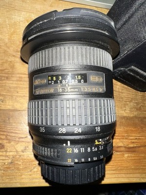 Nikon Nikkor AF-S 18-35mm F3.5-4.5d Aspherical ED Lens With 77mm Hoya Protector