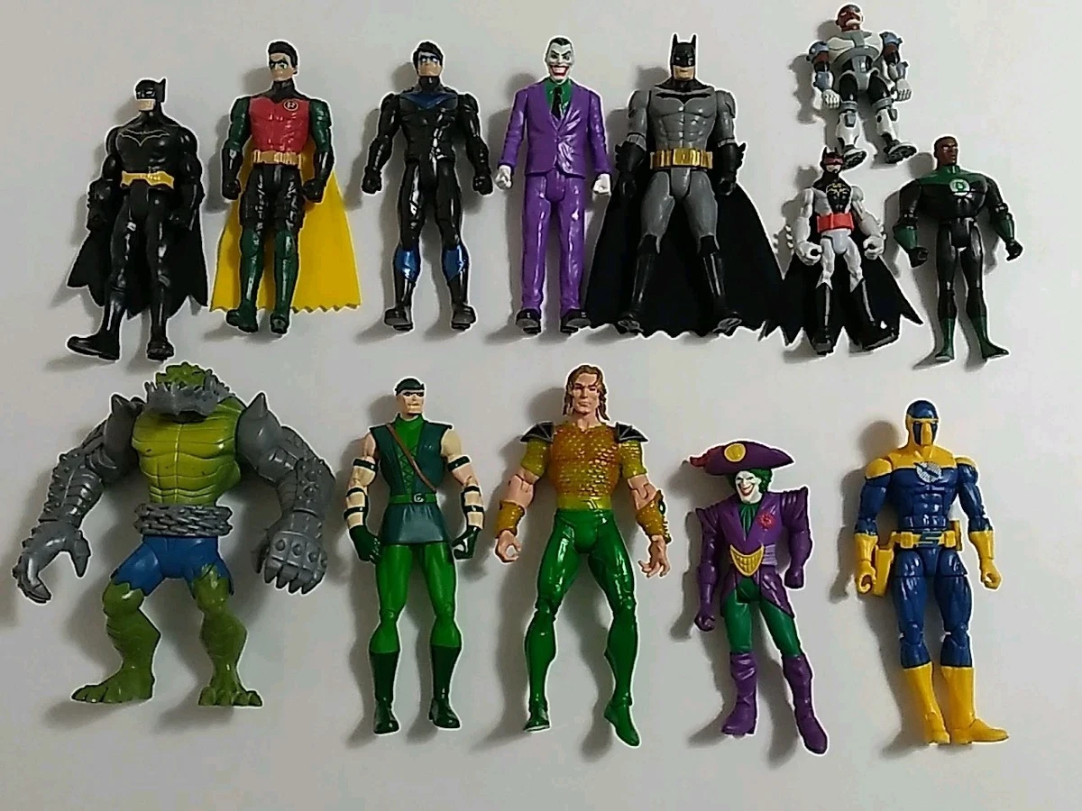 BATMAN Personaggio Batman Nero in scala 30 cm Spin Master 2022