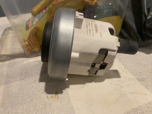 Miele S7260 Bodenstaubsauger: Hauptmotor MRG 148/84-42/2