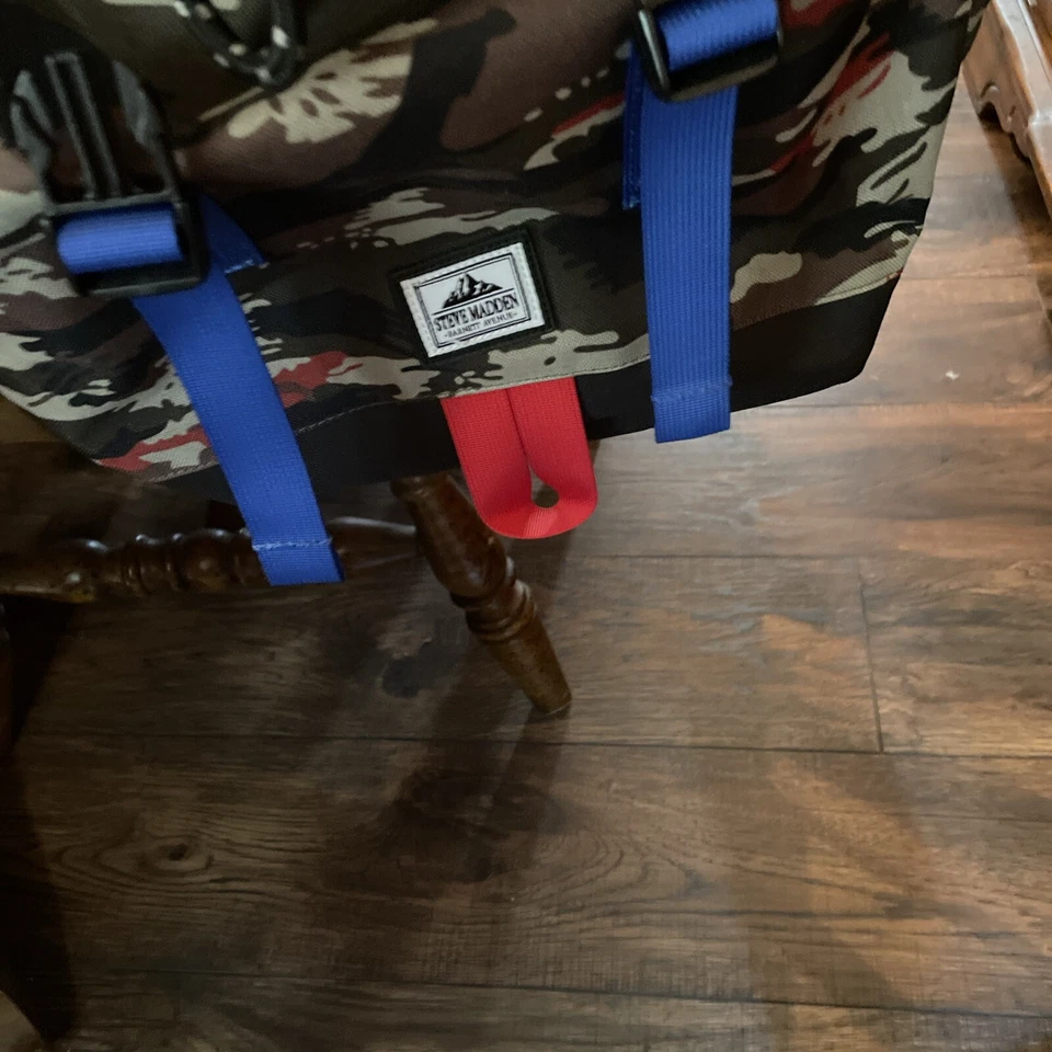 Steve Madden Camo Backpack Black Brown &orange See Description! - Image 4 of 4