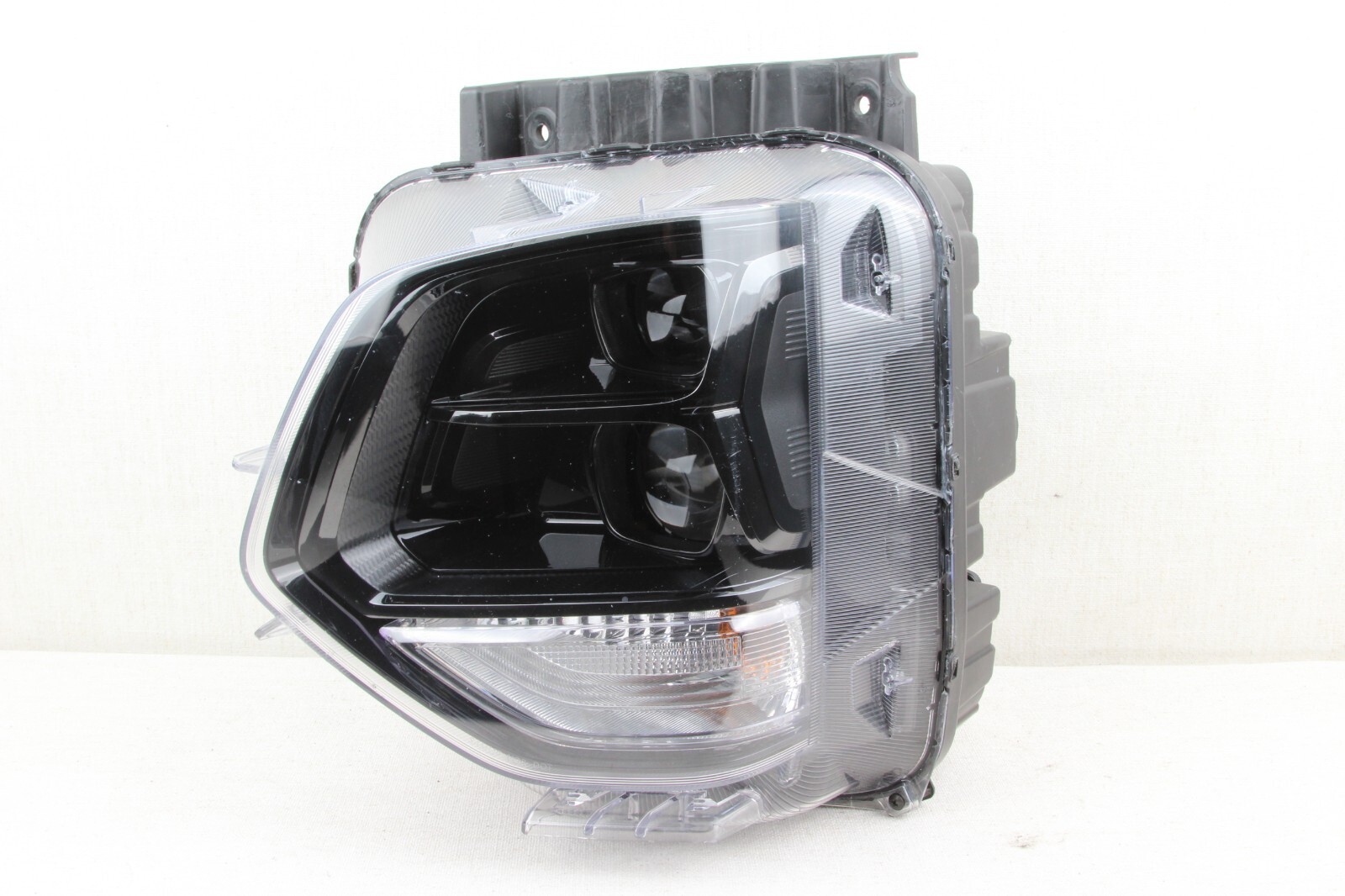 2019 2020 Hyundai Santa FE HID Headlight Left Hand OEM 92101-s21 