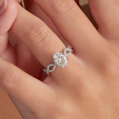 Infinity Shape Band Design 2.20 CT Oval Shape Moissanite Women's Wedding Ring