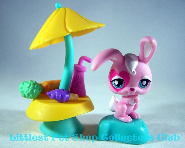 Littlest Pet Shop Pink Floppy Eared BUNNY w/Heart lot 1966 Retired BRAND NEW! eBay