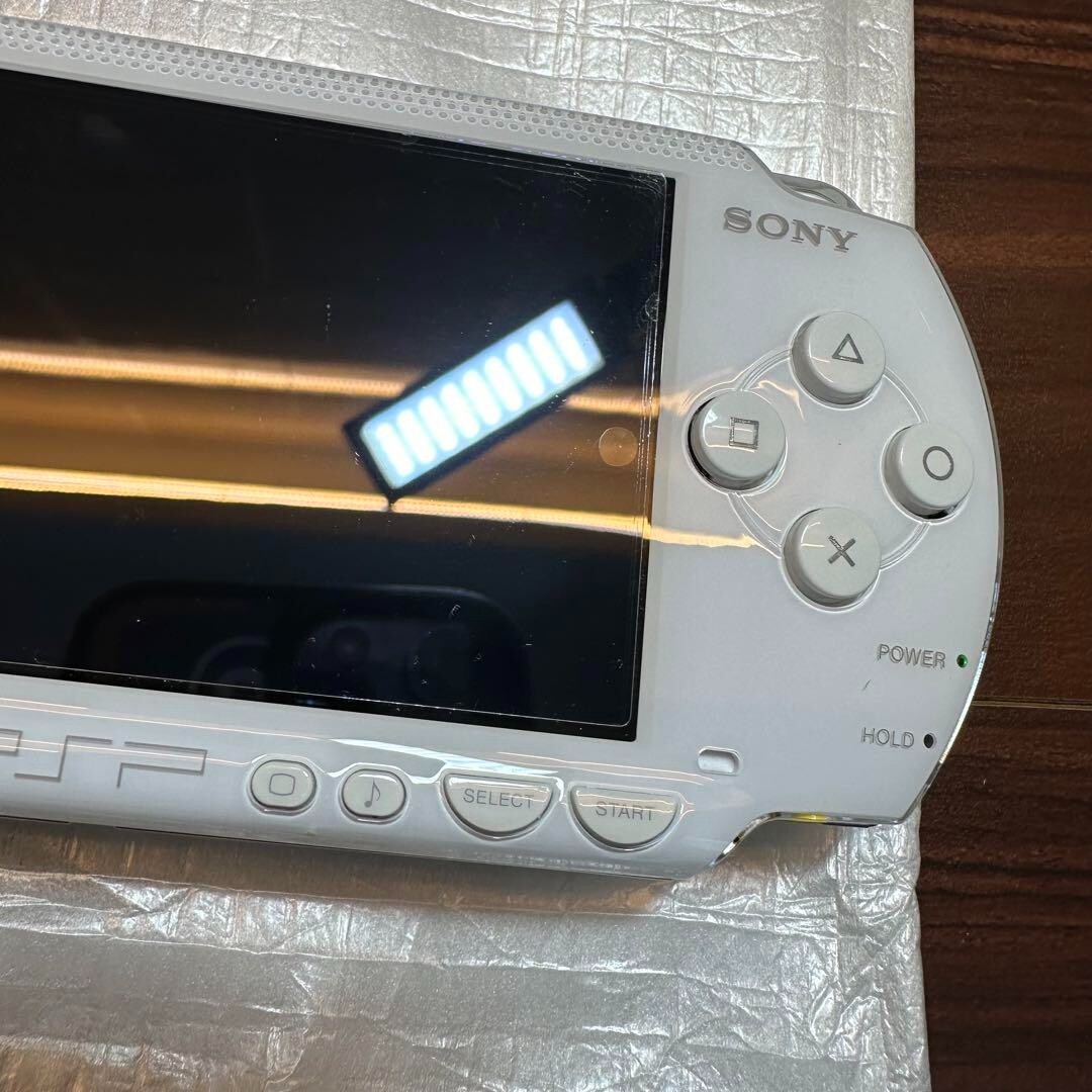 Sony PSP 3000 Value Pack White & Blue Handheld System for Sony PSP 3000 Value Pack White & Blue Handheld System for