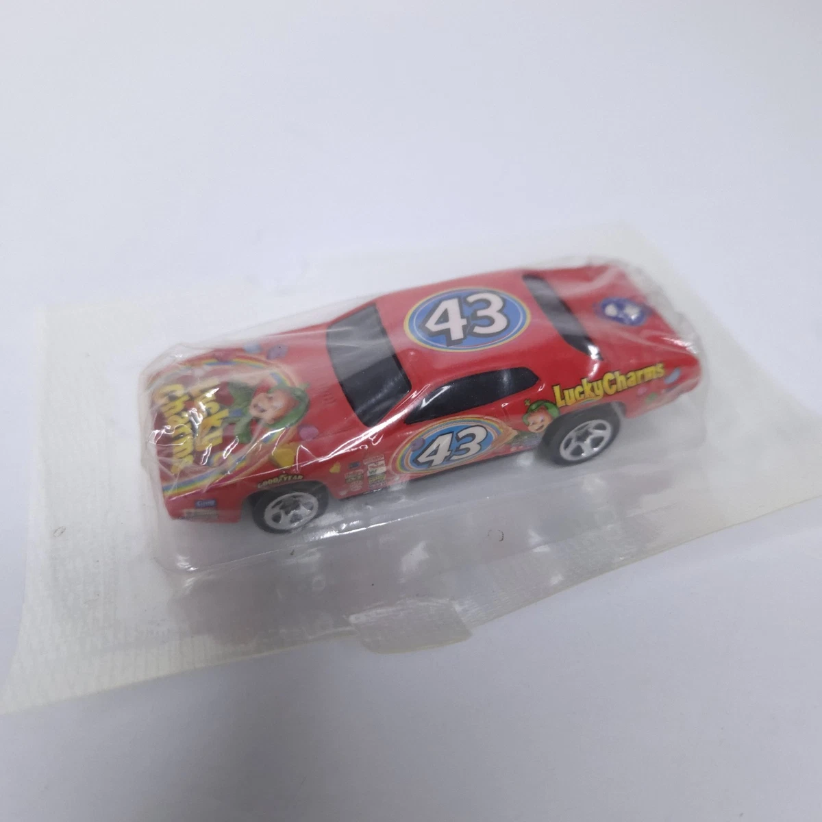 Hot Wheels Plymouth Diecast Racing Cars 1971 Vehicle Year for sale