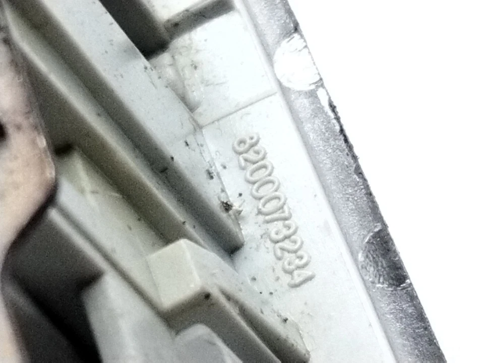 8200073234 INTERIOR LIGHT / 2680738 FOR RENAULT SCENIC II JM0/1_ 1.9 DCI JM0G, JM - Image 3 of 4