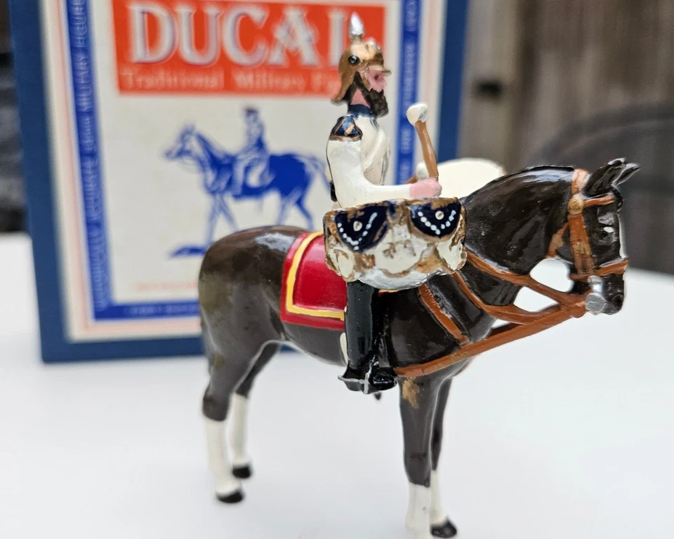 Caballo de tambor DUCAL DH.15 6º Regimiento Kurassier Imperial Alemán, sin usar, en caja Foto 4 de 4