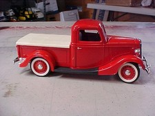 SOLIDO 1936 FORD BEVERLY HILLS Fire Department #8003 1:19 SCALE / France
