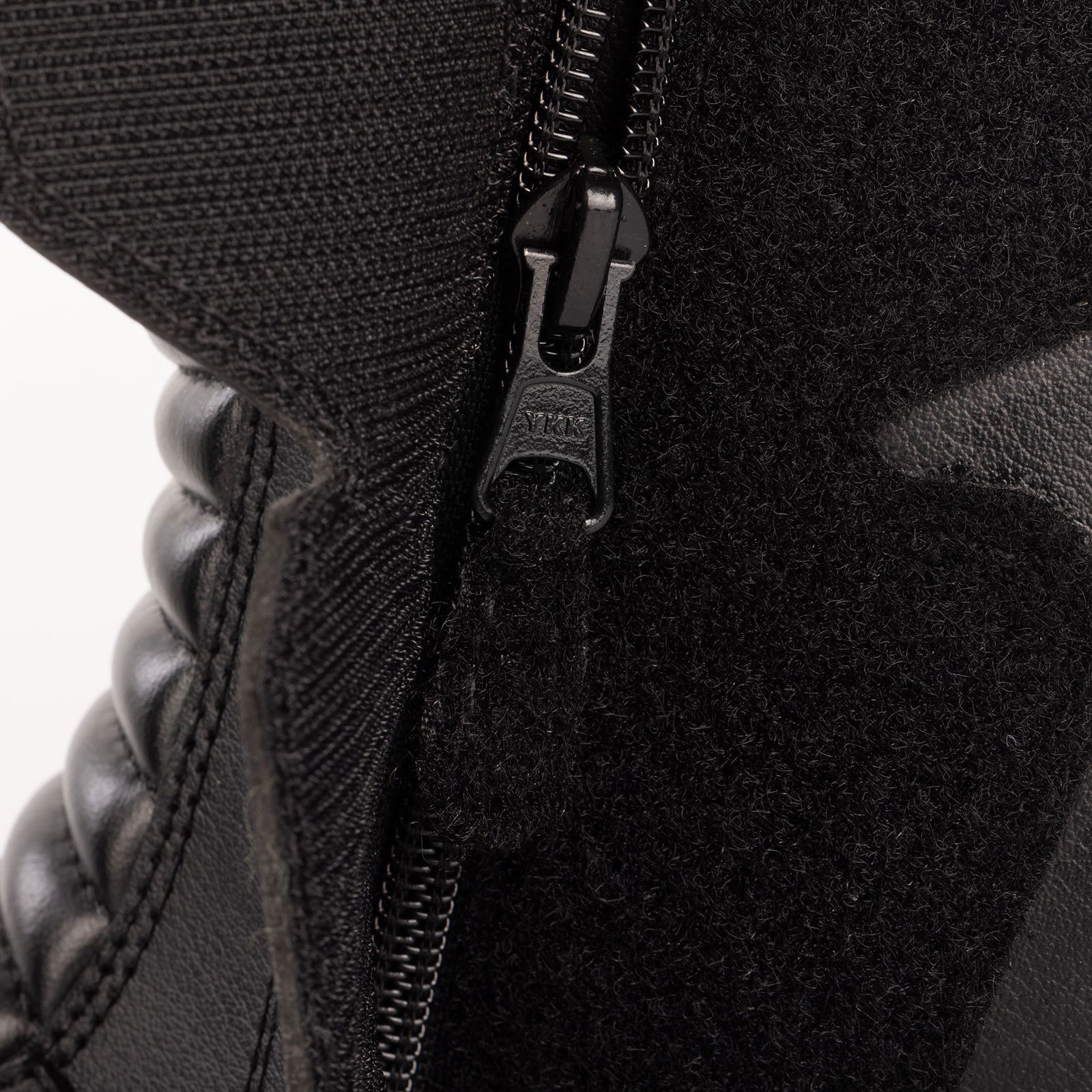 Black, photo 6 of 7