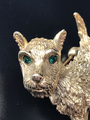 Scottish Terrier Scottie Dog Pin Brooch Goldtone Green Rhinestone Eyes VTG