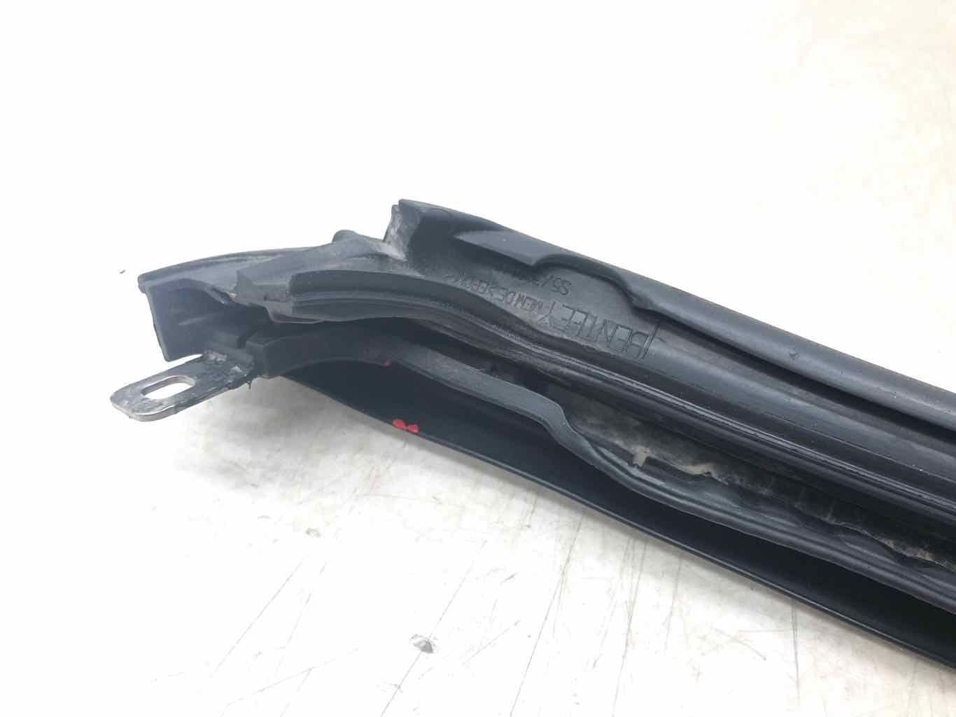 2009-2011 BENTLEY CONTINENTAL LEFT A PILLAR WEATHER STRIP GASKET 3W7845119E OEM