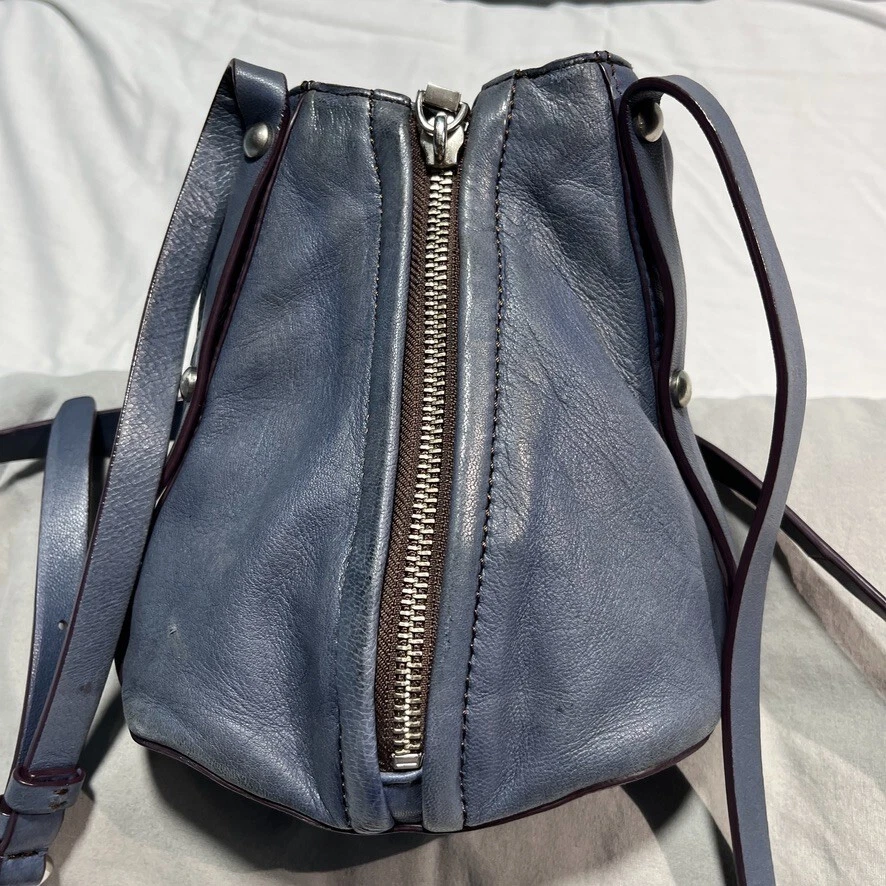MINI BANDOLERA KOOBA HAWKE LAVADA DENIM AZUL CUERO SUAVE BOLSO DE MANO MONEDERO Foto 4 de 4
