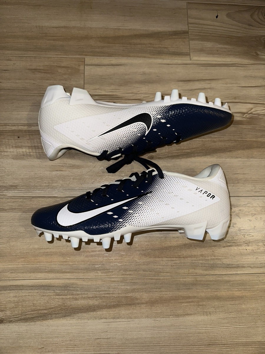 nike football cleats size 3