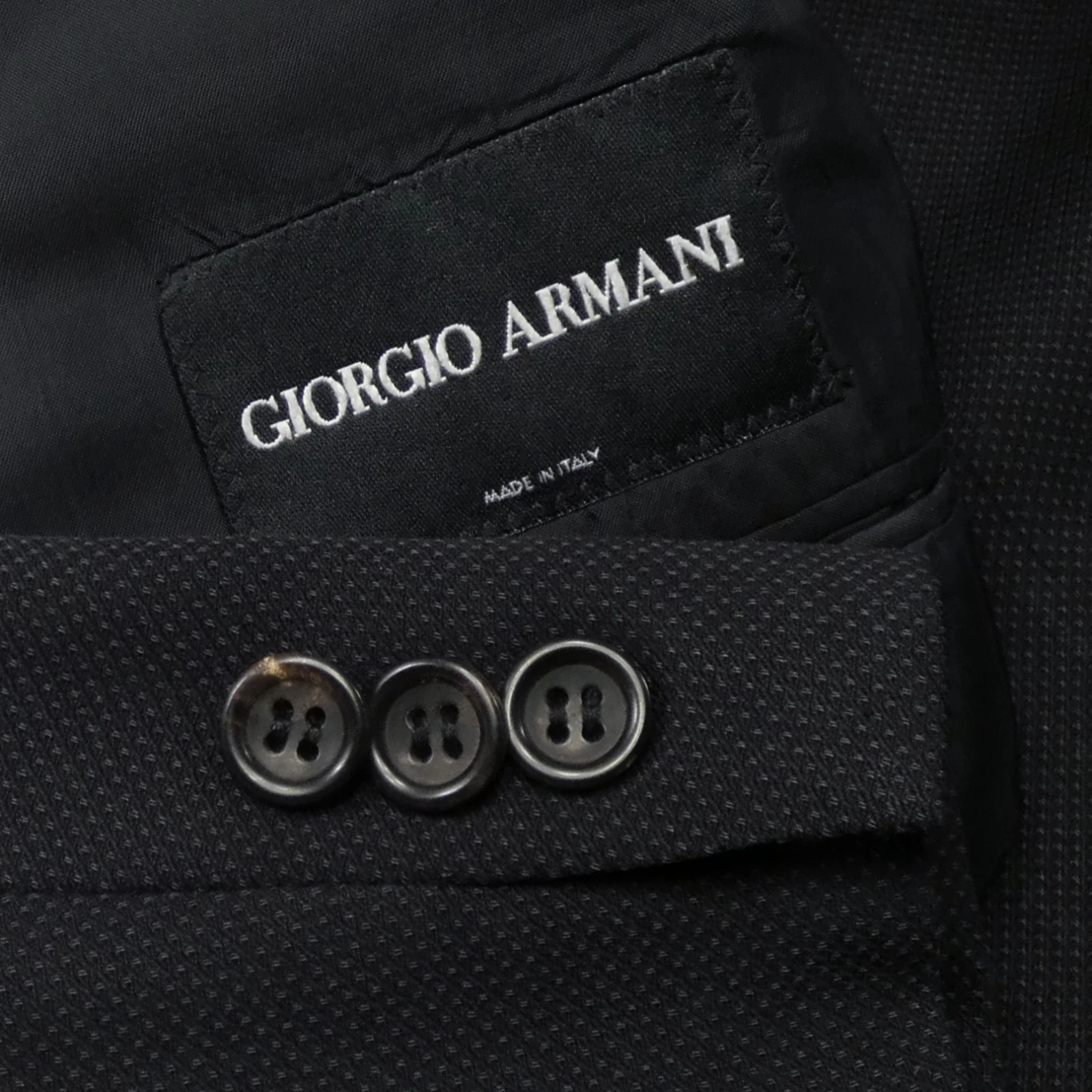 Giorgio Armani — 90s Vintage Made in Italy Giorgio Armani 3/2B Suit Setup Top Bottom