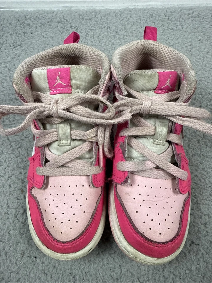 耐克 Air Jordan 1 Mid Fierce 粉红色白色 FD8782-116 9c 学步女孩嘻哈 — 第 3/4 张图片