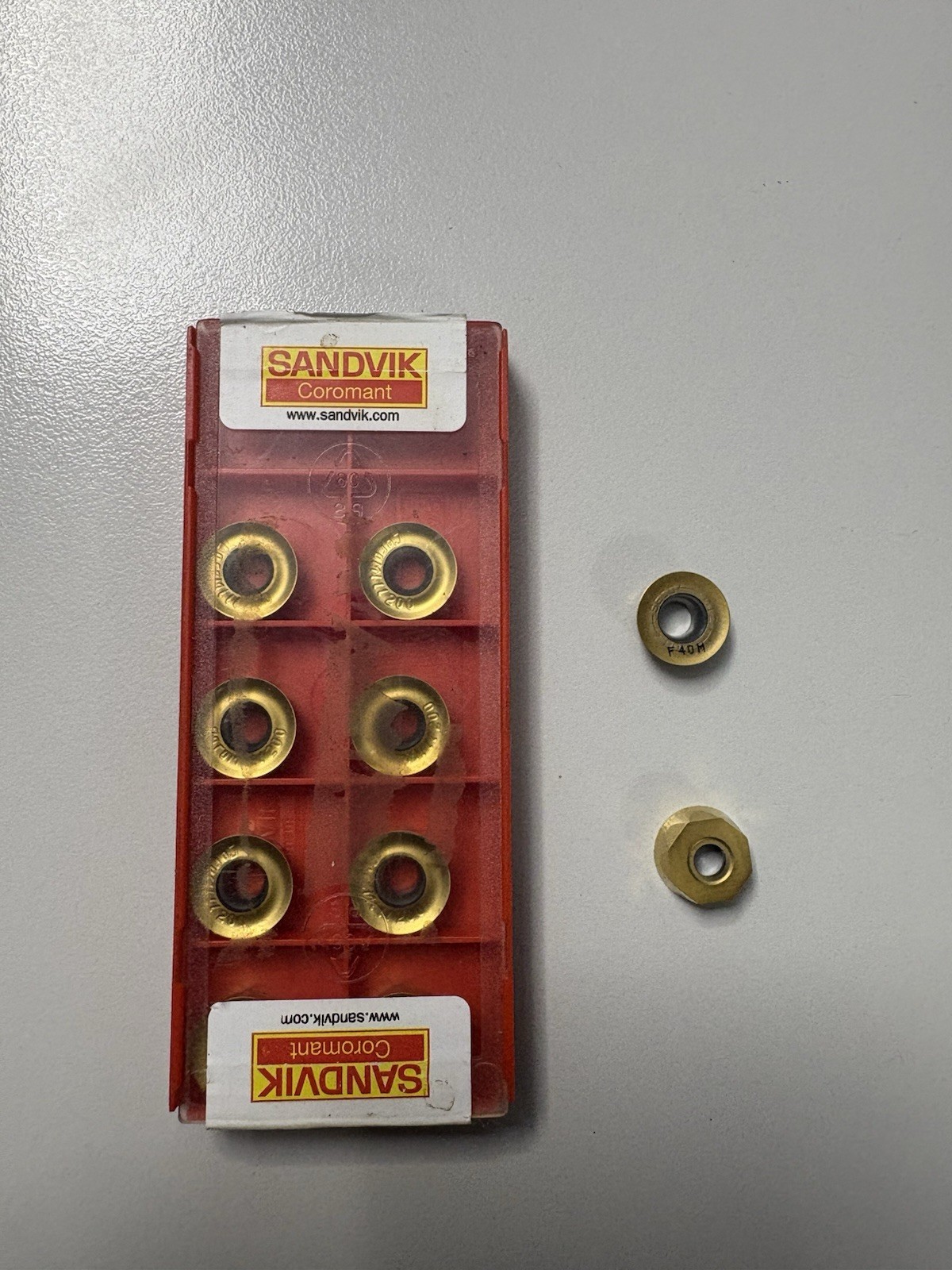Plaquettes Sandvik RCHT 1204M0-PL1025 contre usure prématurée en fraisage CNC