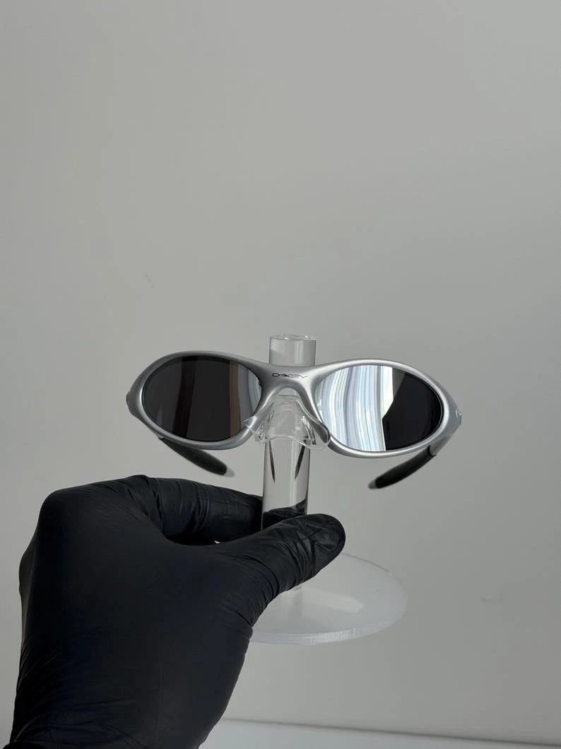 Oakley Minute for sale | eBay