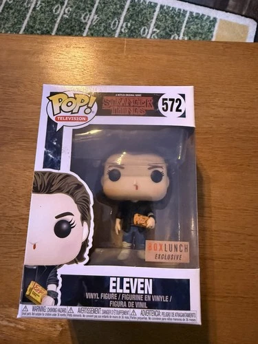 Funko POP! Television - Stranger Things Vinyl Figure - ELEVEN (Punk) #572 *NM*