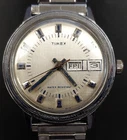 1976 Timex Mens wrist watch, Marlin Day/Date model. Works!