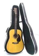 Acoustic Guitar Martin D-28 Standard Natural Made in 2022 with Hard Case