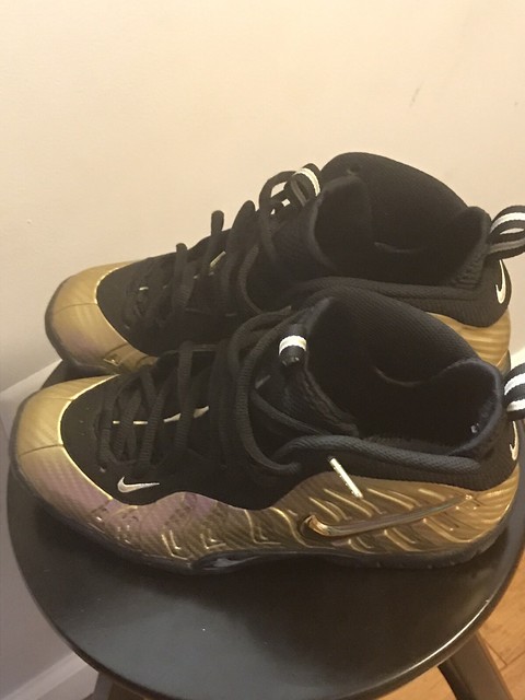 foamposite pro metallic gold