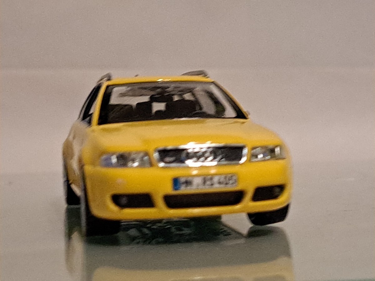1:43 scale Audi RS4 Avant diecast model car | eBay UK