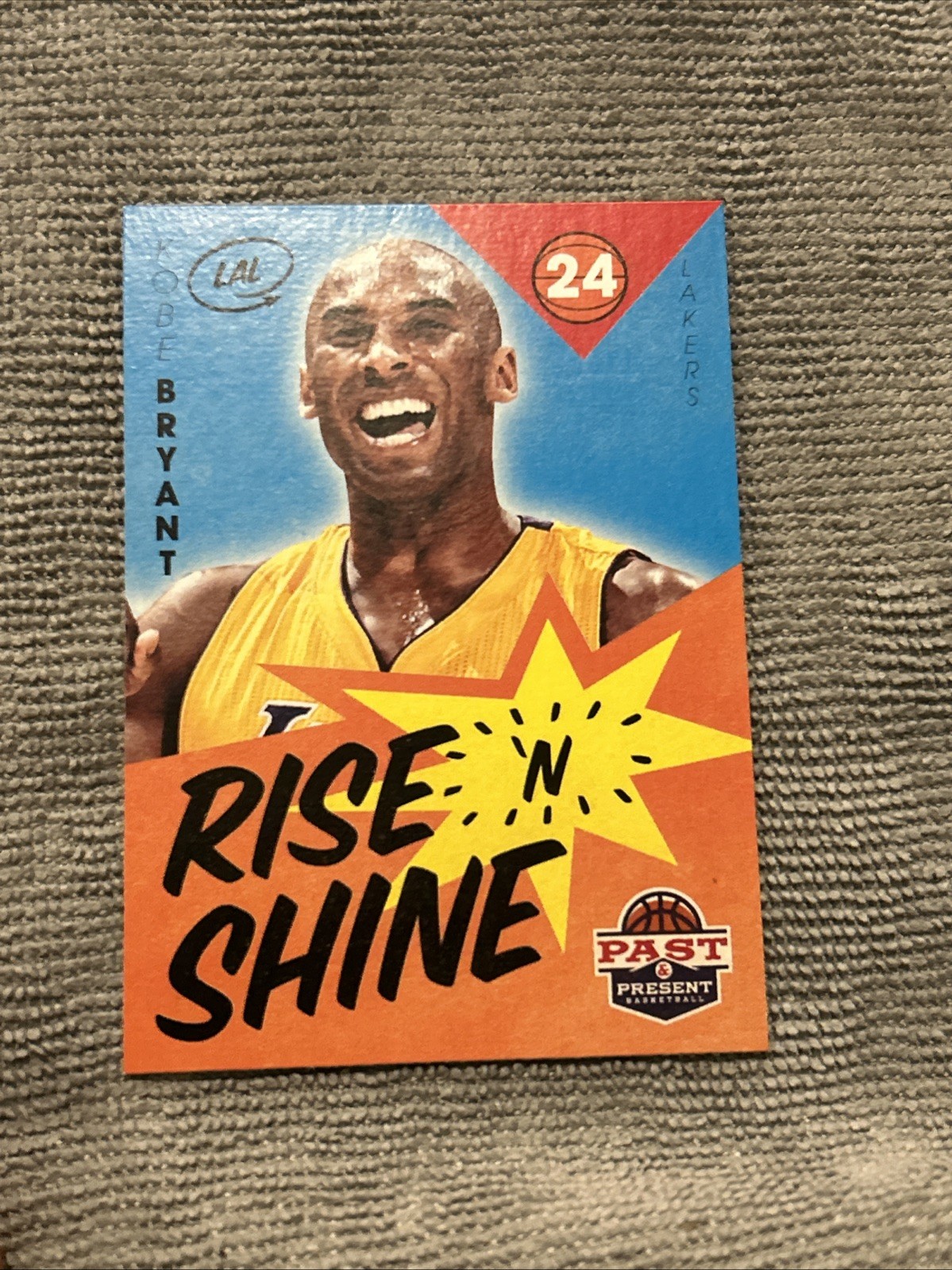 2012-13 Panini Past and Present Kobe Bryant Rise N Shine #60 Los Angeles Laker