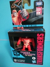 TRANSFORMERS STUDIO SERIES CORE WHEELIE