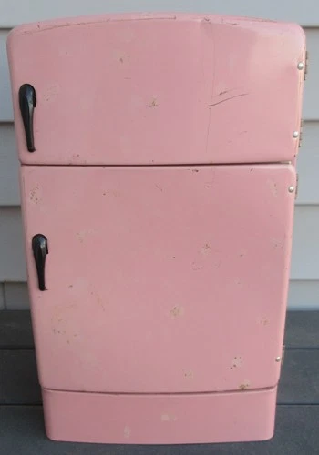 Vintage WOLVERINE Supply Co Pink Tin Litho Childs Toy Refrigerator Metal Fridge
