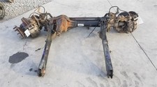 16 Ford F450 Super Duty 6.7l 4x4 Front Axle With Differential Carrier 4.30 Ratio