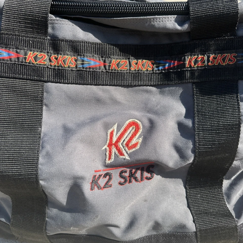 Vintage K2 Large Duffle Travel Bag Gray Ski Snowboard Snow Strap Handle *FLAWS* - Image 2 of 4