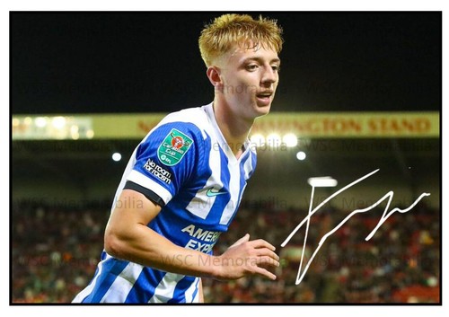 11674. Tommy Watson Signed Pictures A4 Prints Sunderland Brighton & Hove Albion