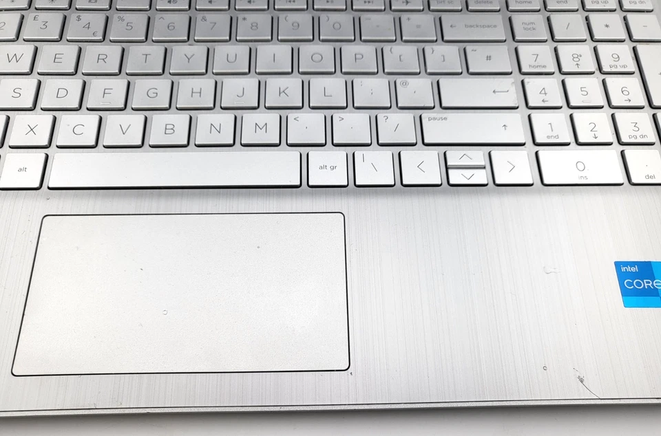 HP 15s-fq5021na Laptop - i5-1235U - 8GB RAM - 256GB SSD - Image 2 of 4