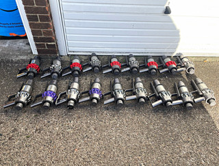 Dyson V10 Vacuum Cleaner Motor body’s Units x18 spares or repair Joblot