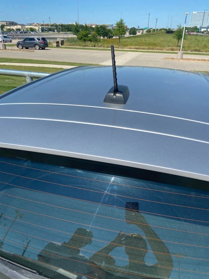 Antena de 3,7" negra para Chevrolet Sonic 2012--2019 Foto 4 de 4