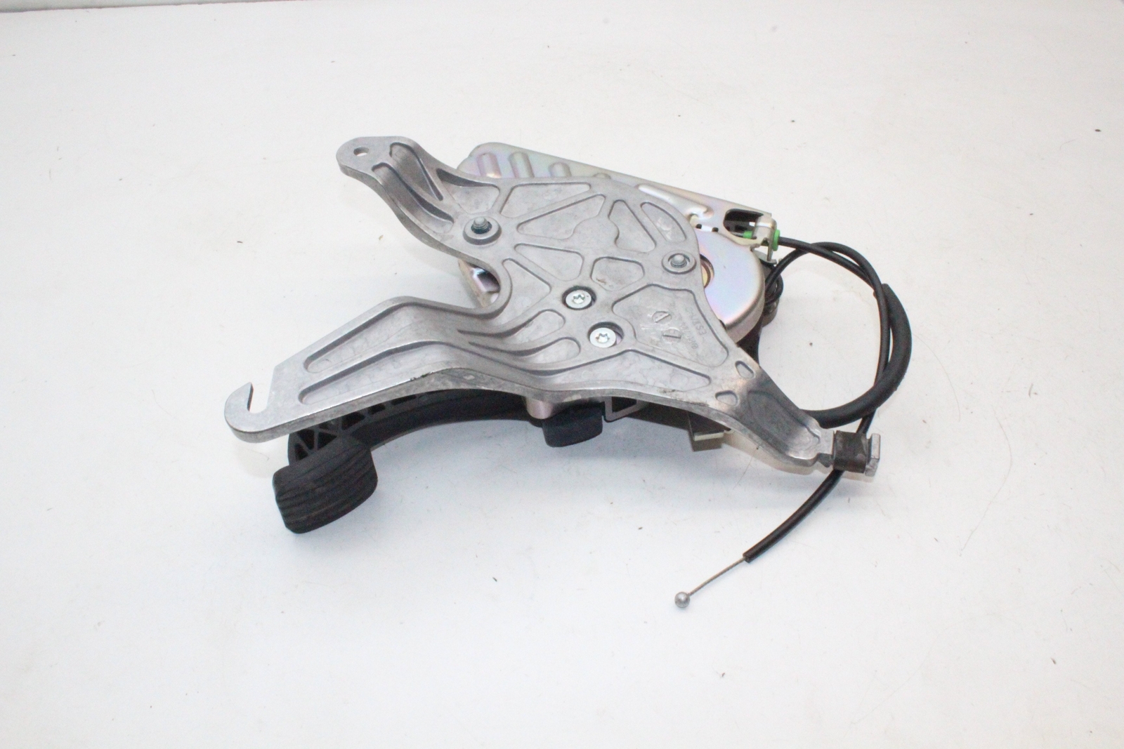 MERCEDESBENZ E250 Parking brake mechanism A2124200384 CGI S212 W212 2011 RHD eBay