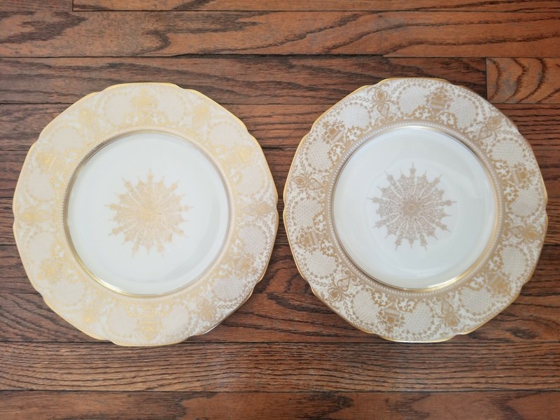 Set Of 2 H & Co SELB BAVARIA HEINRICH & CO 10 3/4” Plates GOLD FLORAL LEAF.